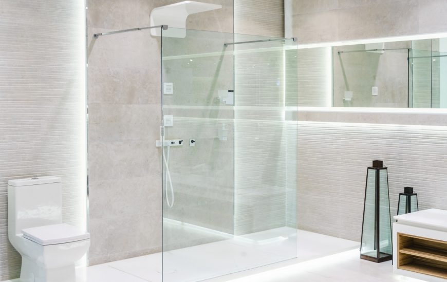 A Perfect Guide to Buying Frameless Shower Screens
